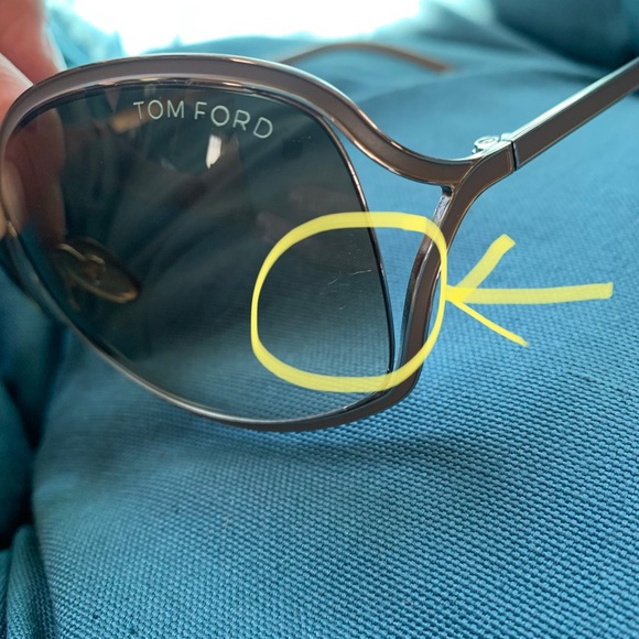 FLASH SALE⚡️Authentic TOM FORD “Rickie” Sunglasses - Picture 8 of 9